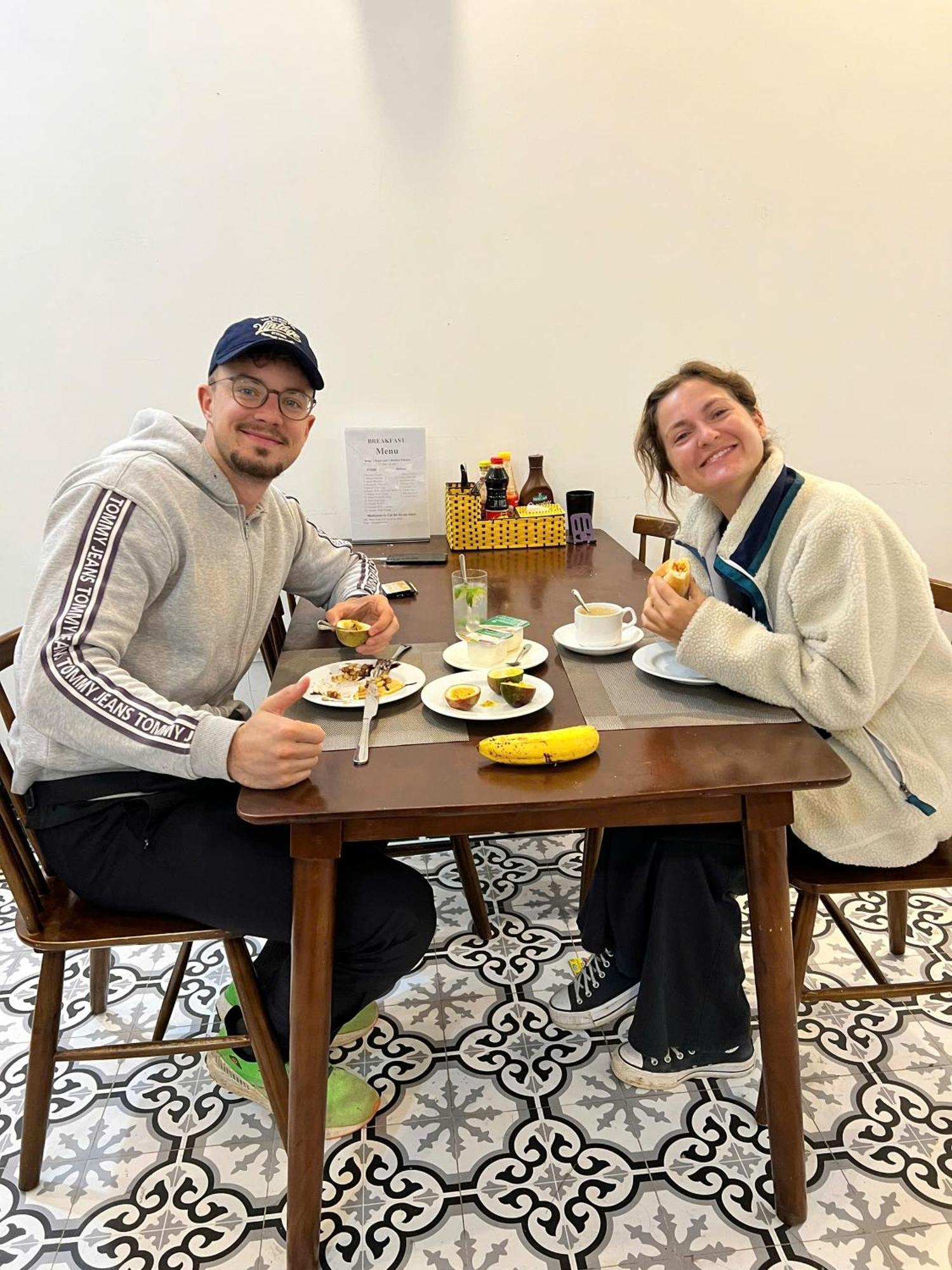 Cat Ba Glow Hotel Chan Chau Экстерьер фото